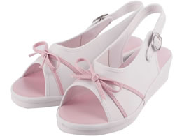 �t�@�[�X�g���C�g ���{���T���_���@�s���N�@�e�q�|�S�Q�O