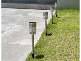 �t�@�~���[�E���C�t �􉽊w�͗l �K�[�f���\�[���[���C�g 4�{�g a35398