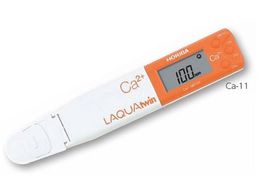 HORIBA �R���p�N�g�J���V�E���C�I�����[�^�[ LAQUAtwin�E�h���^ Ca+ Ca-11