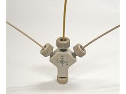 R 4}CNEX[E~LT[ 28176