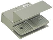 オジデン/フットスイッチ シーソー式 電気定格6A-250VAC/OFL-TW-FSC