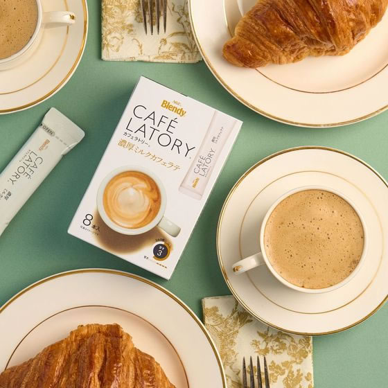 AGF ブレンディ カフェラトリー スティック 濃厚ミルクカフェラテ 8本