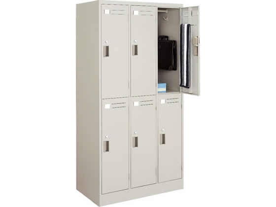 ●寸法：幅９００×奥行５１５×高さ１７９０ｍｍ●内寸法（１列）：幅２５６×奥行４７０×高さ８０２ｍｍ●質量：５１ｋｇ●タオル掛け、網棚、コートフック・ハンガーパイプ付き●付属品：鍵（各２個）●機能：シ