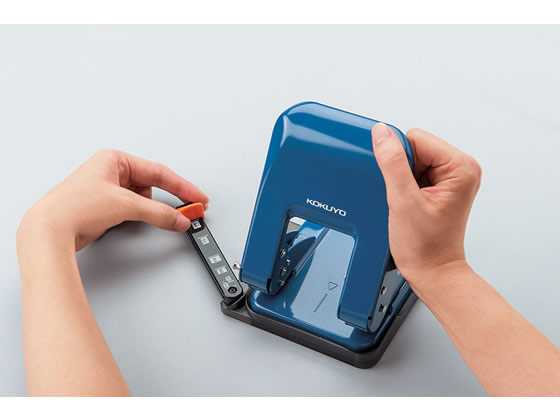 コクヨ 2穴パンチ〈ラクアケ〉25枚対応 黒 PN-G25D 通販【フォレスト