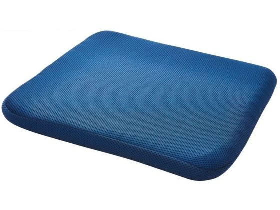 ●カラー：ネイビー●商品本体サイズ：幅３７×奥行４０×高さ４ｃｍ（カバー装着時）●商品重量：１１４０ｇ●材質：本体：ＴＰＥ（熱可塑性エラストマー）カバー：ポリエステル１００％●セット内容：本体、カバー