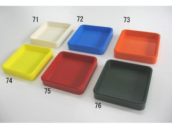 ●外寸：７０×７０×１３（Ｈ）ｍｍ●材質：樹脂●重量：１５ｇ●耐溶剤なので、精密機器の部品の仕分けや洗浄等に便利です。●色：緑