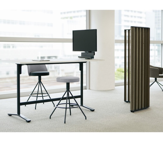 ミーティングテーブル　ビエナ　フラップ MT-V159FE6AMT1 66734451 送料無料 コクヨ kokuyo 組立設置込コクヨ ビエナ フラップ角形 T字 キャスター脚 幅1500