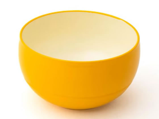 ●本体サイズ：１２×１２×７．１ｃｍ●表面塗装：ウレタン塗装●素地の材質：ＰＥＴ●タワシ・磨き粉使用不可●オーブン・直火使用不可●電子レンジ対応（電子レンジ目安：６００Ｗ／３分以内、１０００Ｗ／１分以