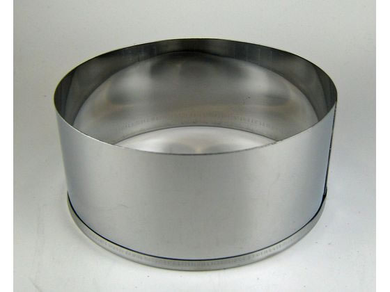 ●高さ：Ｈ４５ｍｍ●内寸：直径１０４ｍｍ●材質：１８−０ステンレス