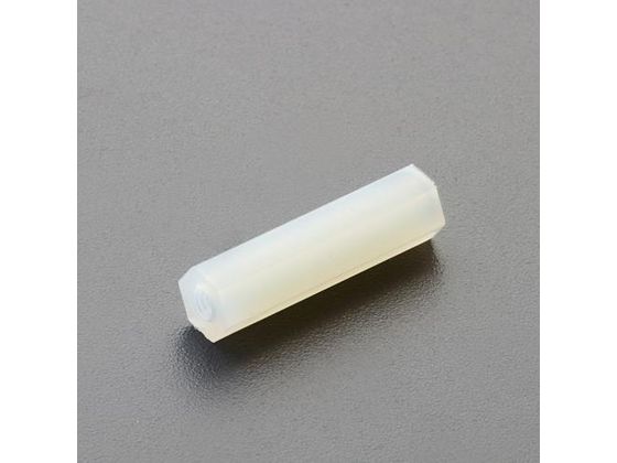 ●サイズ：Ａ（頭対辺）：５．５ｍｍＬ（全長）：２２．０ｍｍ●材質：ナイロン●使用可能なナット：Ｍ３×０．５●入数：１００本