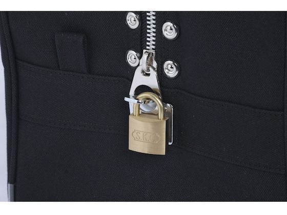 定番，新作登場 SANEI 帆布メール用ボストン M 馬蹄錠金具付 黒 BTMU01