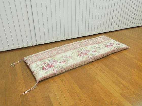 ●色：ピンク●サイズ：（約）幅７５×長さ１８５×厚さ５ｃｍ●重さ：（約）１．５ｋｇ●素材：側生地／綿１００％、詰めもの／ポリエステル１００％
