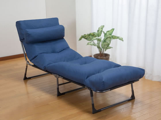 ●色：ネイビー●サイズ（約）：本体使用時／幅６１×長さ１５０〜１９０×高さ２５〜７８ｃｍ、本体折りたたみ時／幅６１×奥行１５×高さ７１ｃｍ、ごろ寝布団／幅６２×長さ１９０×厚さ１２ｃｍ、枕／幅５７×奥