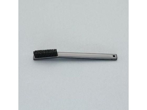 ●ブラシサイズ（Ｗ×Ｄ）ｍｍ：１０×４５●毛丈（ｍｍ）：１２●線径（φｍｍ）：０．２５●全長（ｍｍ）：１６８●ブラシ材質：ナイロン●ハンドル材質：プラスチック●行数：４行１４列●小さな部品の清掃に最適