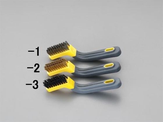 ●仕様：３行●全長：１８０ｍｍ●材質：ブラシ：ステンレス柄：ポリプロピレン、サントプレーンゴム●ブラシサイズ：５７×２２ｍｍ●毛丈：１５．８ｍｍ●線径：０．１７ｍｍ●用途：錆び取り、金属からのペイント