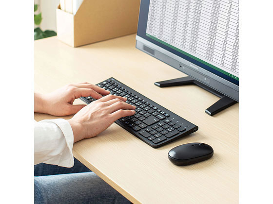 サンワサプライ マウス付きワイヤレスキーボード 充電式 テンキーあり