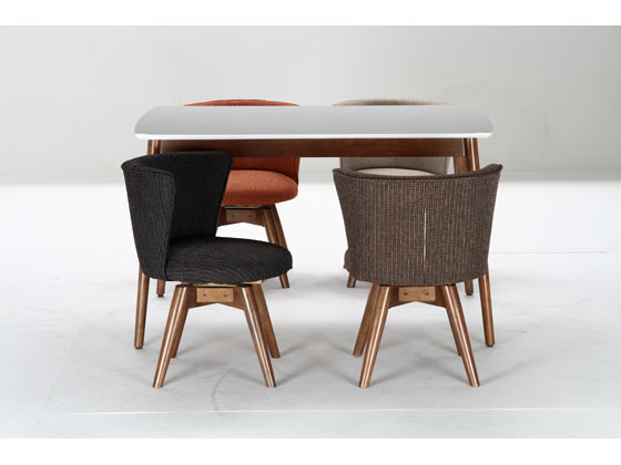 【極美品】2脚セット　不二貿易 ダイニングチェア クラム　ファブリック 回転式 美品】不二貿易 ダイニングチェア クラム ファブリック 回転式 2脚