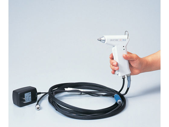 ●ノズル径φ４．０・工業用●エアーチューブ・電源コード付き（長さ３ｍ）●入力電源：ＤＣ＋２４Ｖ●消費電力：約２．４Ｗ●供給エアー流量（０．４ｍＰａ時）：１３６ＮＬ●除電方式：コロナ放電式●イオンバラン