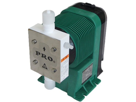 ●電源：単相９０〜２３０Ｖ ５０／６０Ｈｚ●最大吐出量：２５ｍｌ／ｍｉｎ●最大吐出圧力：０．３ＭＰａ●最大ストローク長：１．４ｍｍ（使用可能範囲：２０〜１００％）●ストローク数：０〜５０ｓｐｍ●接液部